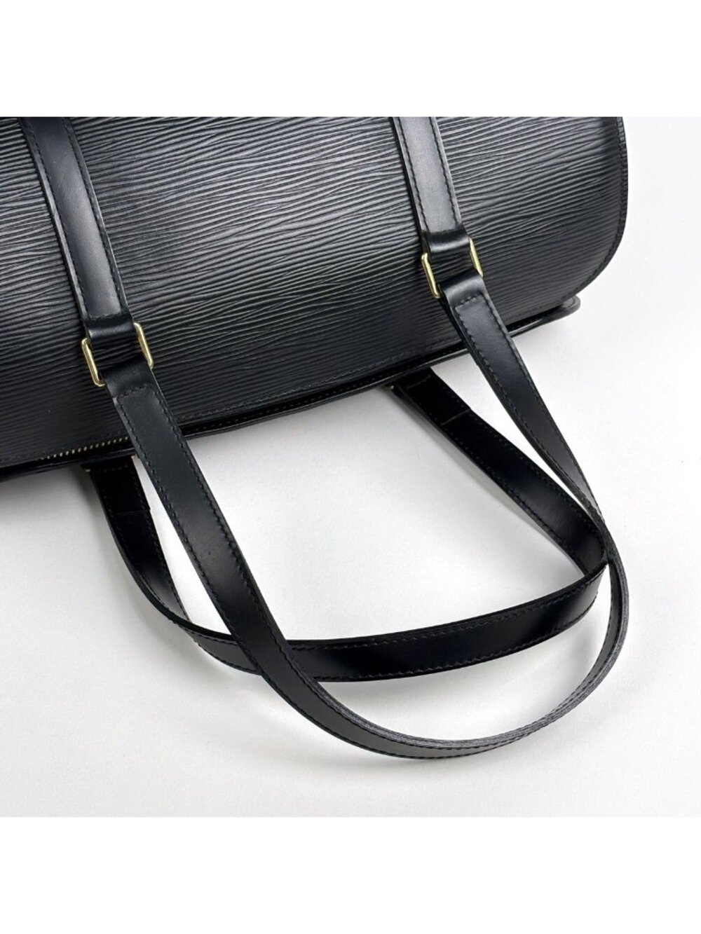 Louis Vuitton Handbag Black Epi - Picture 8 of 11